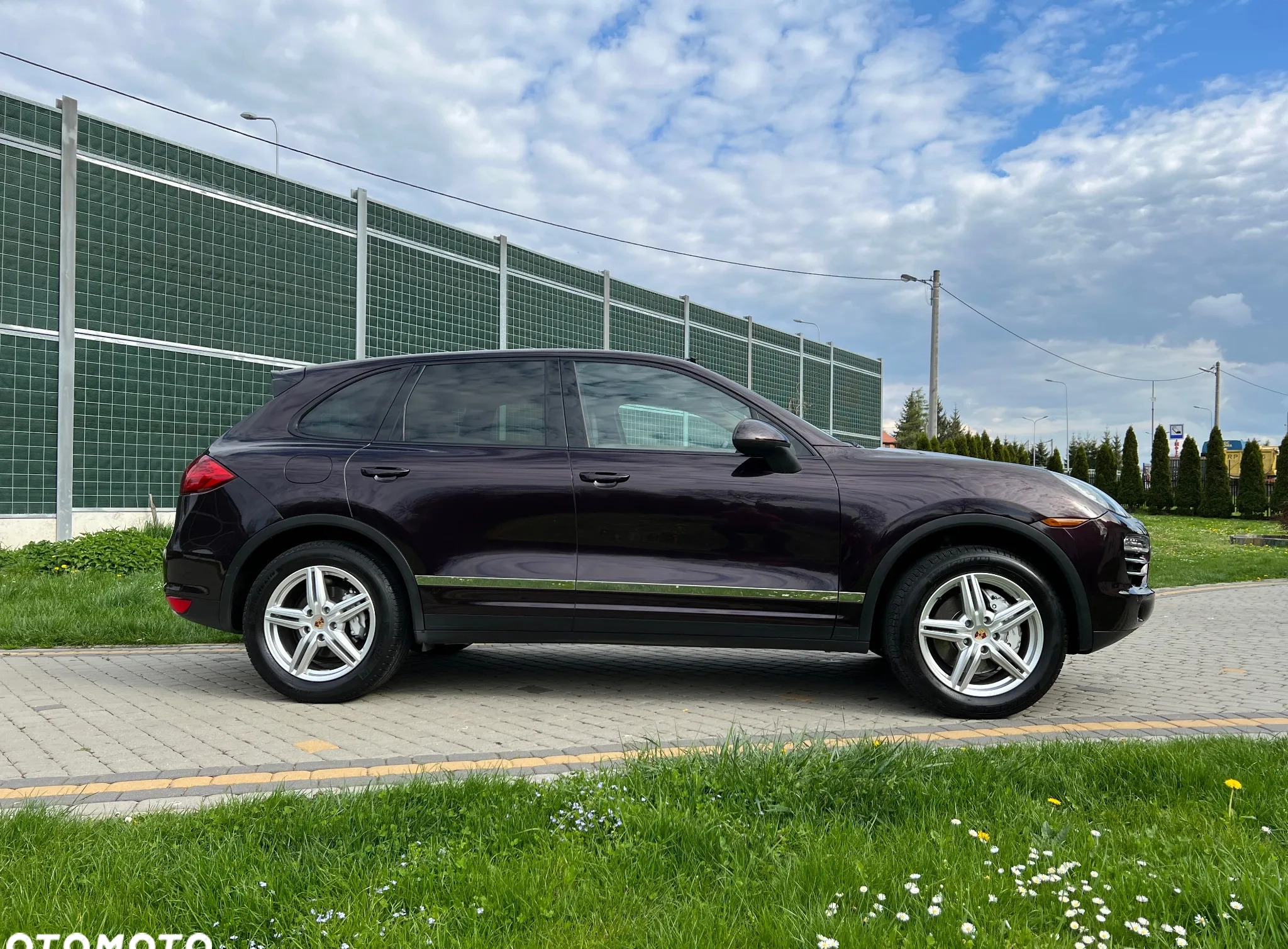 Porsche Cayenne cena 89900 przebieg: 118000, rok produkcji 2012 z Przemyśl małe 667